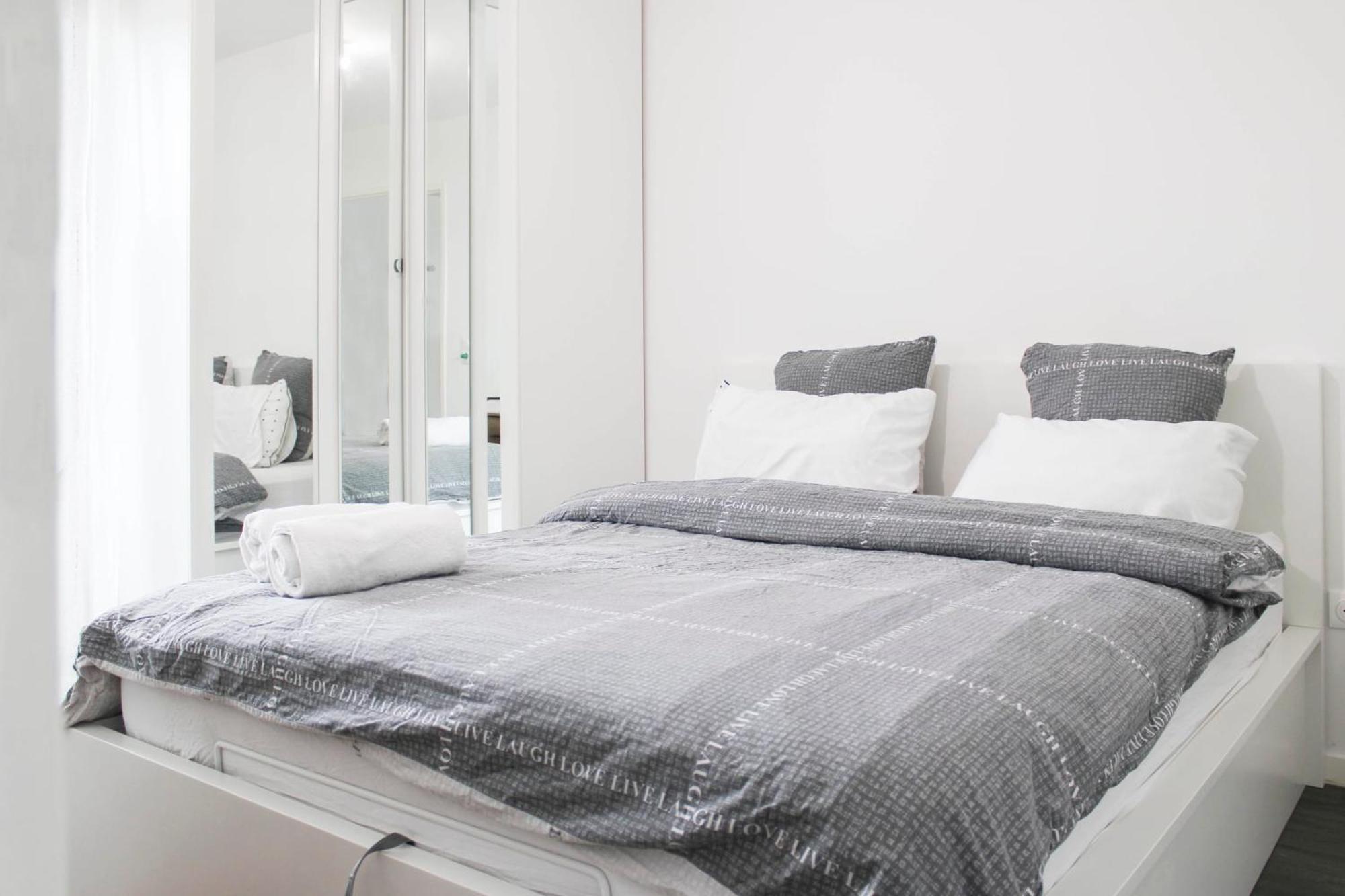 Apartamento Charming T2 Near The Basilica Of Saint-Denis Exterior foto